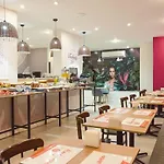 Clh Suites Domingos Ferreira